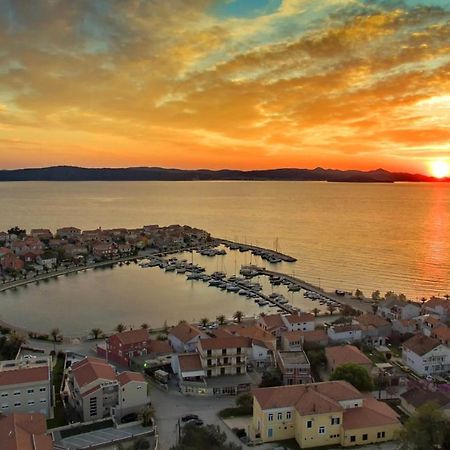 Apartments And Rooms By The Sea Bibinje, Zadar - 6199 Zewnętrze zdjęcie