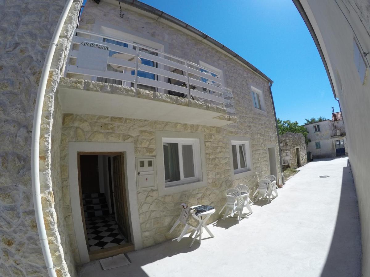 Apartments And Rooms By The Sea Bibinje, Zadar - 6199 Zewnętrze zdjęcie